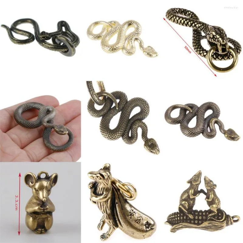 Portachiavi 1 Pz Ottone Zodiaco Metallo Serpente Ratto Topo Forma Portachiavi Borsa carina Conteggio denaro Appeso Mestiere Bronzo antico