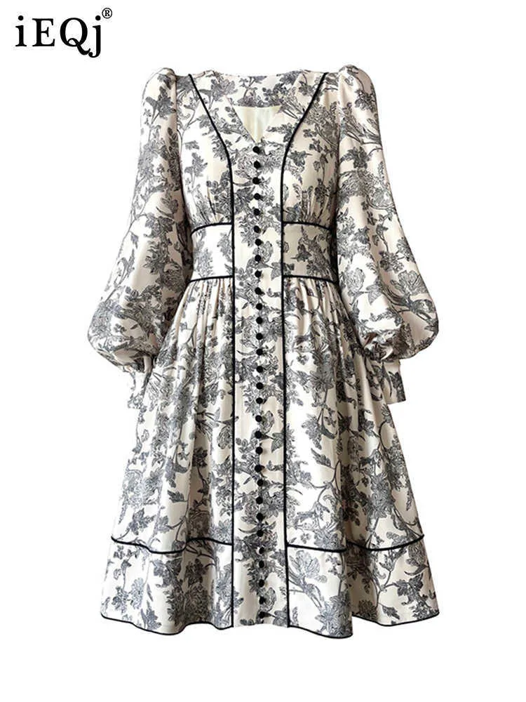 RUKAS Vintage Printed Waist Midi Dress For Women 2023 Trend Spring New V-neck Lantern Sleeve Button Design Female Dresses 3W4384