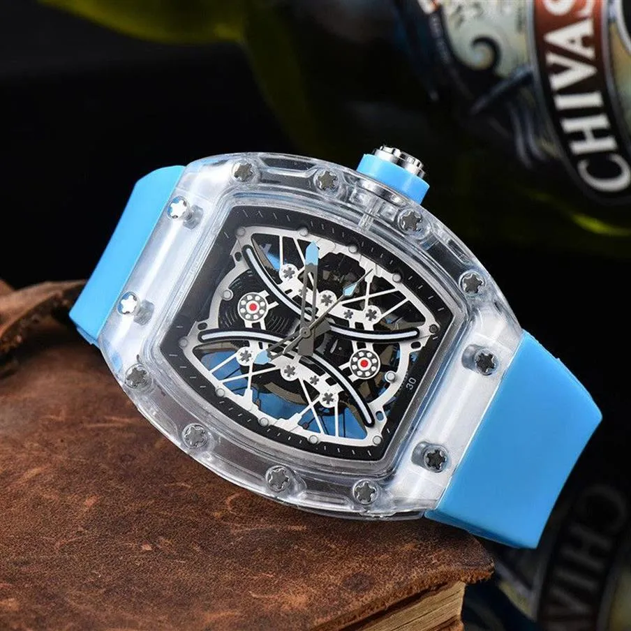남자 스포츠 손목 시계 투명한 다이얼 쿼츠 시계 실리콘 스트랩 303w에 대한 도착 시계