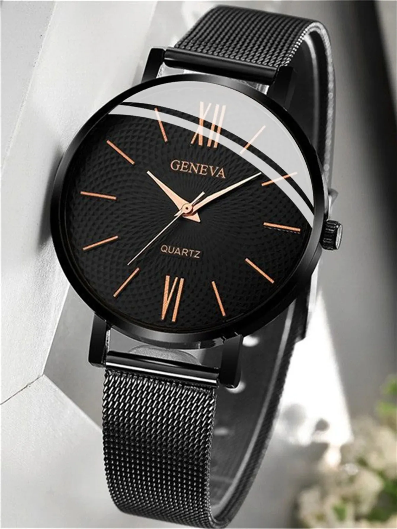 Womens Watches Fashion Simple Watch Ladies Leisure Steel Mesh Sports Wristwatches Bracelet 231101