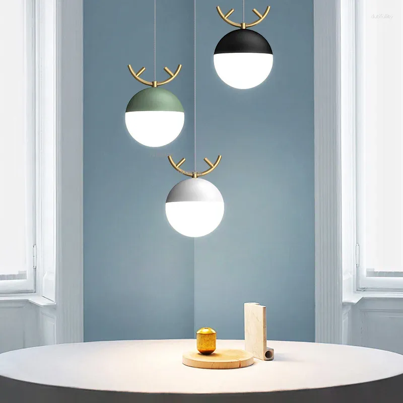 Lampy wiszące nowoczesne światła LED jadalnia kreatywne projekt lampy szklane życie oświetlenie w pomieszczeniach akcesorium kuchenne