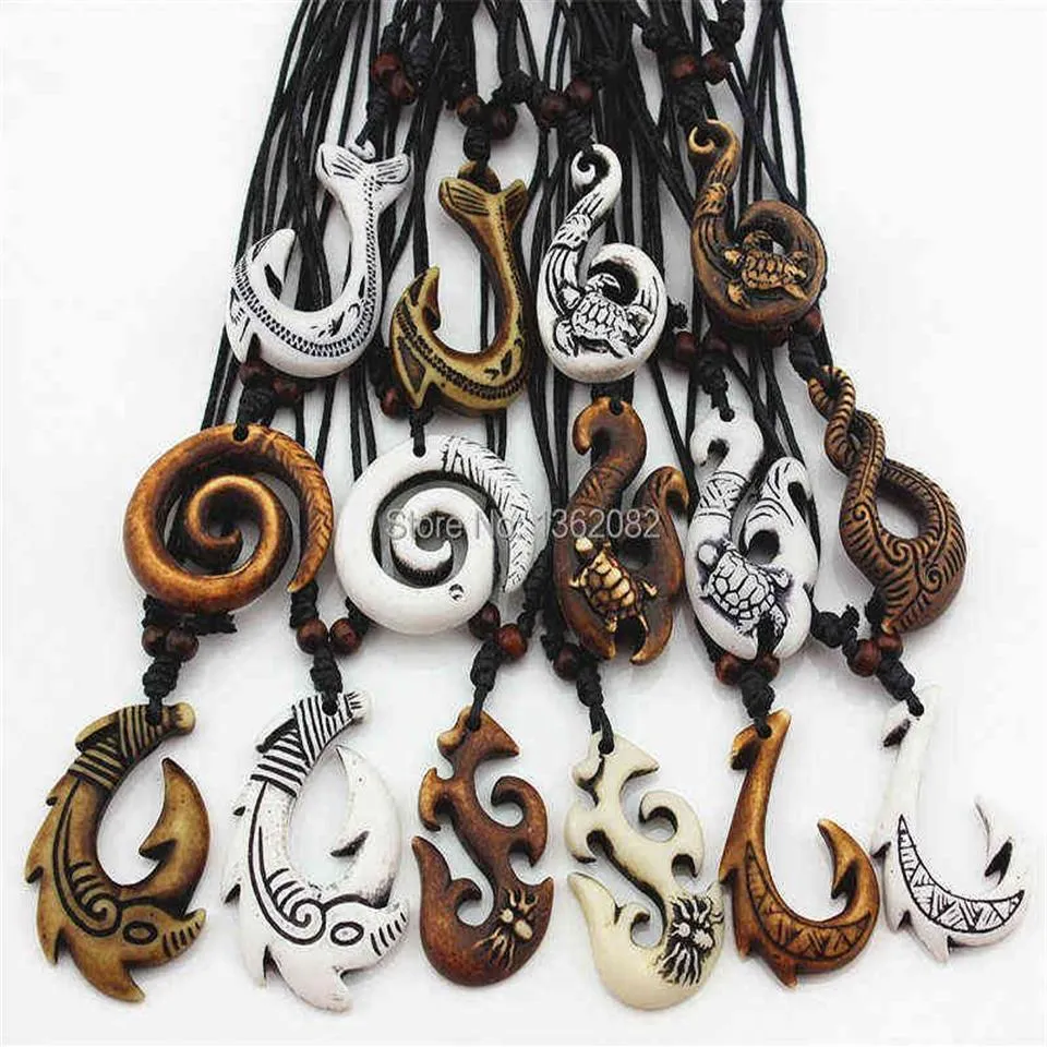 Whole lot 15pcs Mixed Hawaiian Jewelry Imitation Bone Carved NZ Maori Fish Hook Pendant Necklace Choker Amulet Gift MN542 2201215D