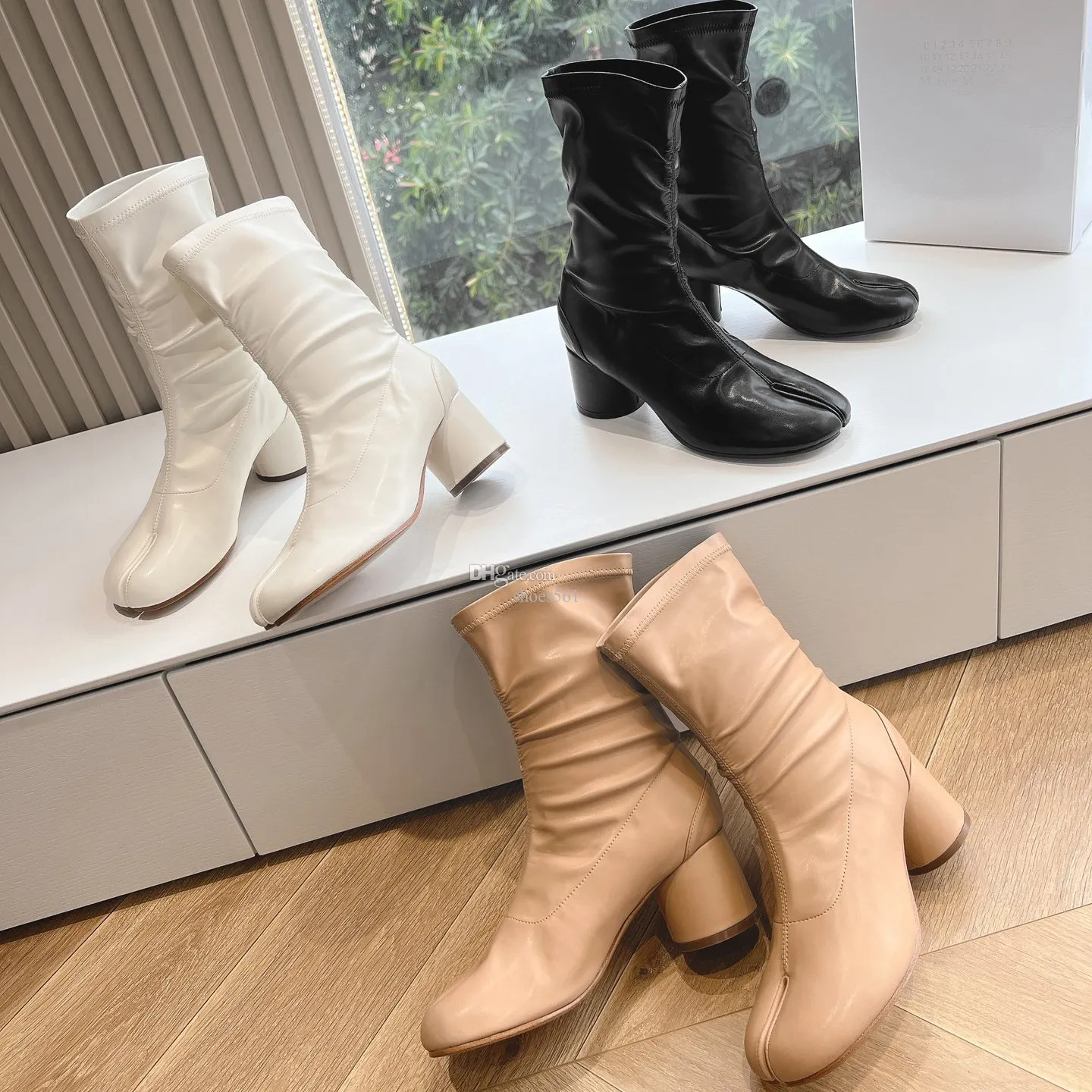 Słynne designerskie buty damskie luksusowe buty na strojach zachodnie dzielone palce botki Chelsea Martin Boots Australia Buty damskie Czarne okrągłe buty rozmiar 35-40