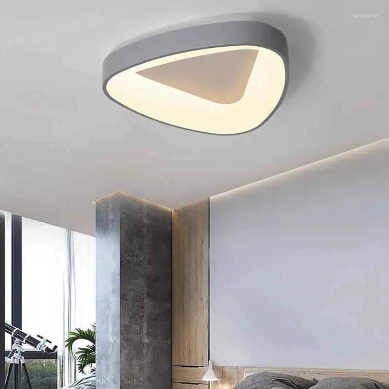 Plafonniers Moderne Chaud Chambre Lampe Nordic Carré/triangulaire Salon Luminaire Creative LED