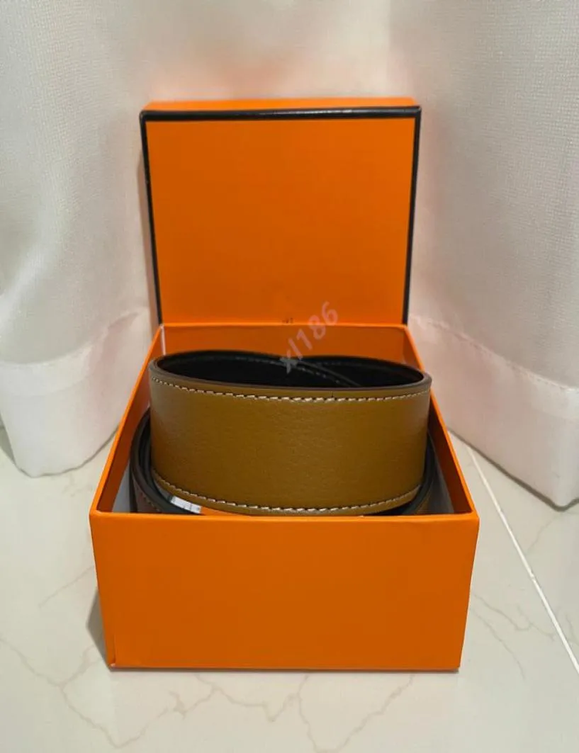 AAAトップ2021 hbuckle本物の革ベルト8スタイルボックスデザイナーの男性女性メンズベルトサイズ105125cm1515404
