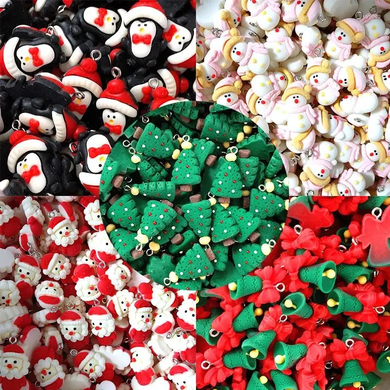 Encantos 100 unidades/pacote atacado resina lotes de natal venda boneco de neve pinguim árvore pingente para brinco diy jóias fazer