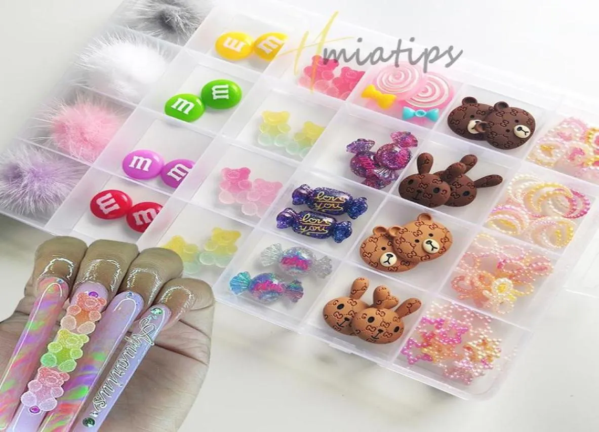 Décorations d'art d'ongle 3D Charms Kawaii Set Cute Bear Candy Résine Acrylique Conseils Glitter Strass Décoration dans Box9070401