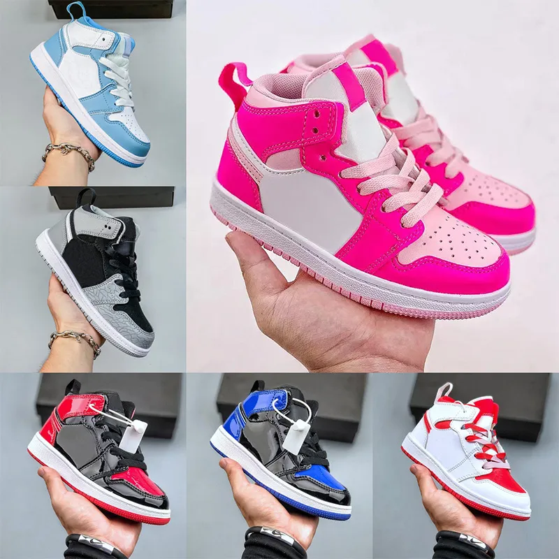 2023 디자이너 1 어린이 농구화 유아 유아 어린이 아이 렌스 파인 그린 게임 Royal Scotts Obsidian Chicago Bred Trainers 운동화 스포츠 야외 타이 염색 크기 24-35