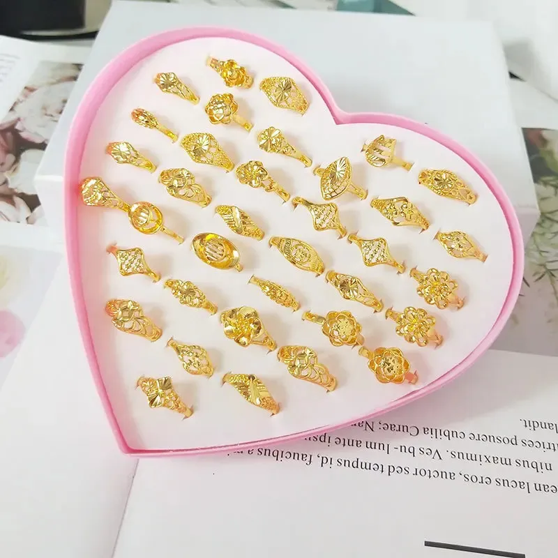 Bijoux en gros mixte 36 pièces enfants dessin animé fleur animaux cristal alliage enfants anneau géométrique coréen fille fête d'anniversaire cadeau 231101