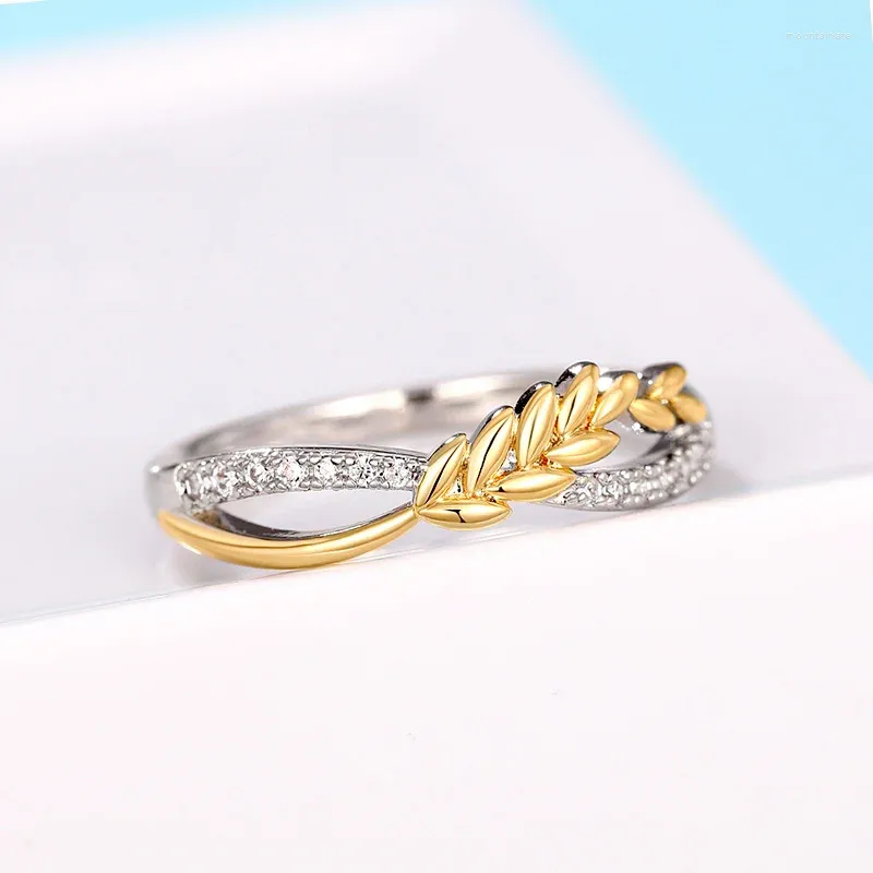 Wedding Rings Huitan Fashion Couple's Ring With Design Two-tone Style Finger Jewelry For Lovers Delicate Female Accessories