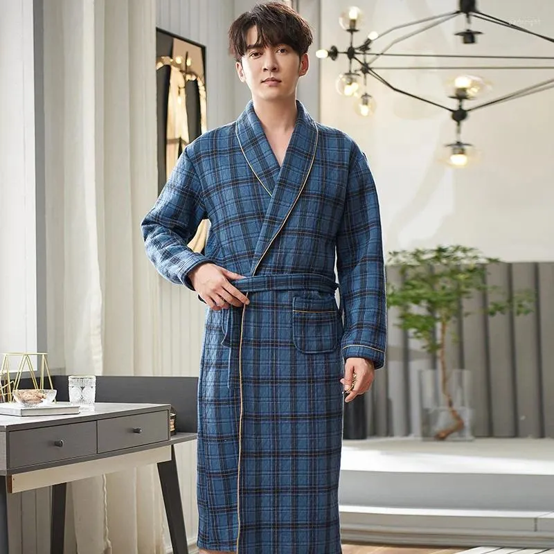 Men's Sleepwear Triple Layer Thin Cotton Pajamas With A Plaid Collar And Gold Trim For Casual Fashionable Bathrobes
