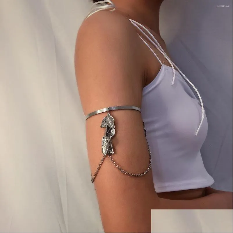 Chain Link Armbanden Boheemse Blad Charme Bovenarm Armband Metalen Bladeren Kwastje Hangers Voor Vrouwen Mode-sieraden Drop Deli Dhgarden