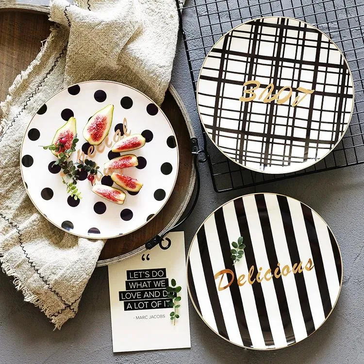 Plattor Nordic Black White Breakfast Dessert Dish Fruit Dishes 8 Inch Flat Plate Jewelry Storage Tray Stripe Geometric Figure Love Gift