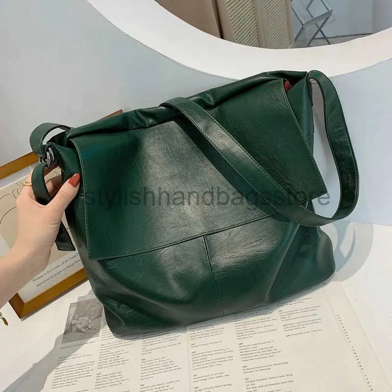 Shoulder Bags Bags Green Large Oulder Bag Womens Large Size Messenger Bag Luxury Soft Slide Cross Body Bag Womens All Design Bagstylishhandbagsstore From 4 1 DHgate