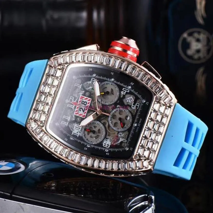 Vierkante Diamanten Horloge Heren Zes-Pin Tonneau Multifunctionele Quartz Horloges Mode Kalender Rubberen Band Horloge 2021228L