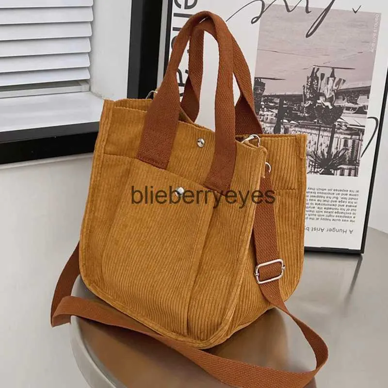 Axelväskor casual canvas väska sout koreansk stil och väska kvinnors högkvalitativa duk Soulder Cross Body Bag Handbag Soaper WalletblieBerryeyes