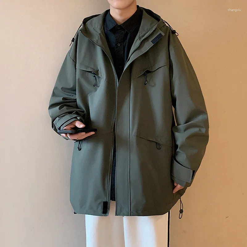 Vestes pour hommes automne et hiver arrivée multi-poches veste d'extérieur à capuche ample pour homme coréen vêtements de couleur unie