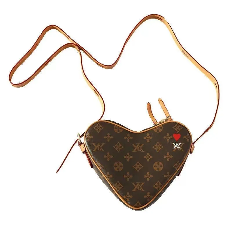 Kadın Çanta Omuz Çantaları Tasarımcı Çanta Aşk Bayanlar Crossbody Bag Moda Kalp Şekleli Çanta Kahverengi Çiçek Lüks El çantaları Deri Cüzdan Tasarımcıları
