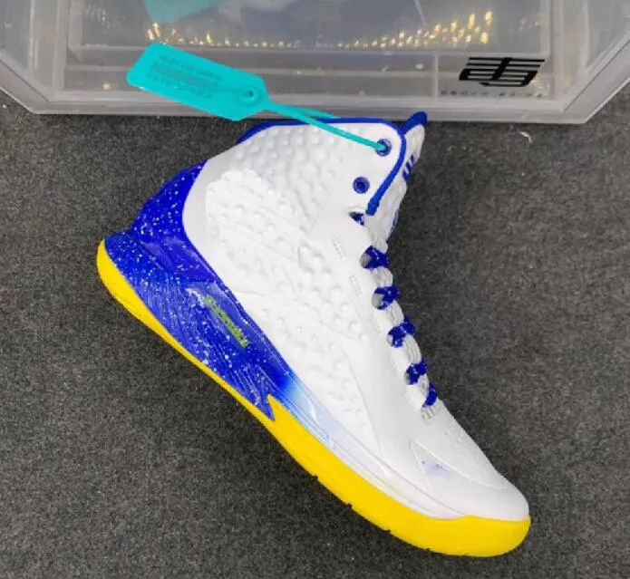 Curry 4 hotsell women 36