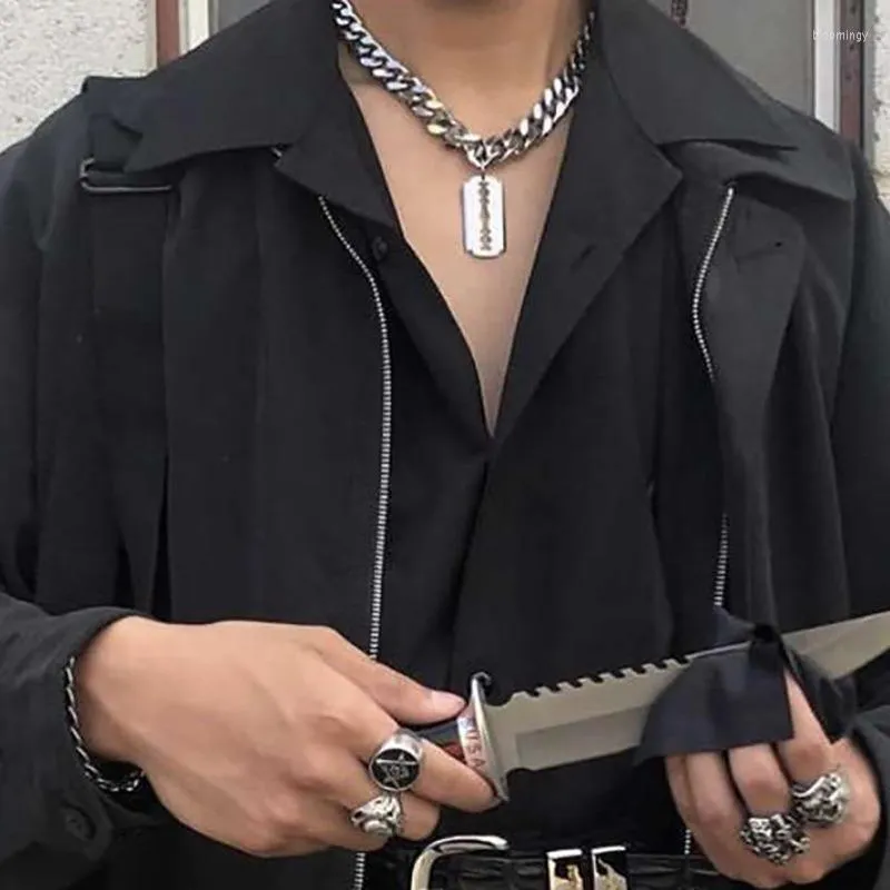 Hänge halsband Enkel minimalistisk rakapparhalsbandsmycken för kvinnor män 2023 mode mörk gotisk klavikelkedja choker