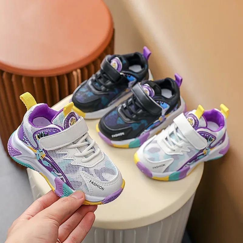 Sneakers Spring Children Buty dla dziewcząt dla chłopców butów sportowych Buty oddychające dla niemowląt miękkie dno Niezlinowe Sneakery dzieci 231102