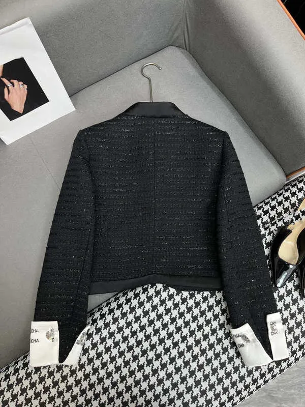 Women's Jackets designer Autumn and Winter New Cha Nanyou Small Fragrance Style, Versatile Chinese Style Button Design, Paired with Chest Pin Short Coat W03Y