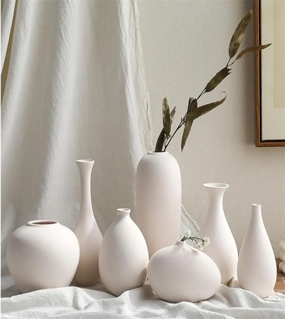 Vases blanches Décoration de salon décor de décoration de chambre à la maison Poterie et vases en porcelaine pour fleurs artificielles Figurines décoratives 28605670