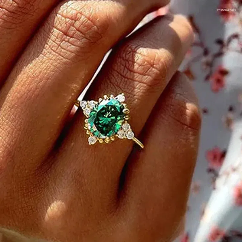 Anéis de casamento Caoshi moda delicada banda para mulheres brilhante verde zircônia cristal pedra dedo jóias cerimônia de noivado festa