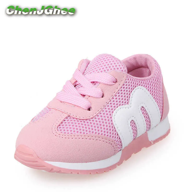 Athletic Outdoor 2022 Kids Fashion Shoes voor jongens Girls Teuter Boy Girl Soft Sports Shoes Children Running Sneakers Air Mesh Ademende 21-30 W0329