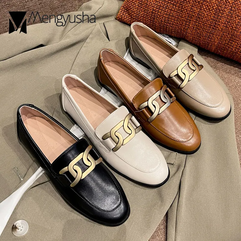 Kleding schoenen high -end luxe oxford schoenen dames preppy lederen sneakers vrouw metalen ketting loafers big size 4243 pluche katoenen bont flats 230403