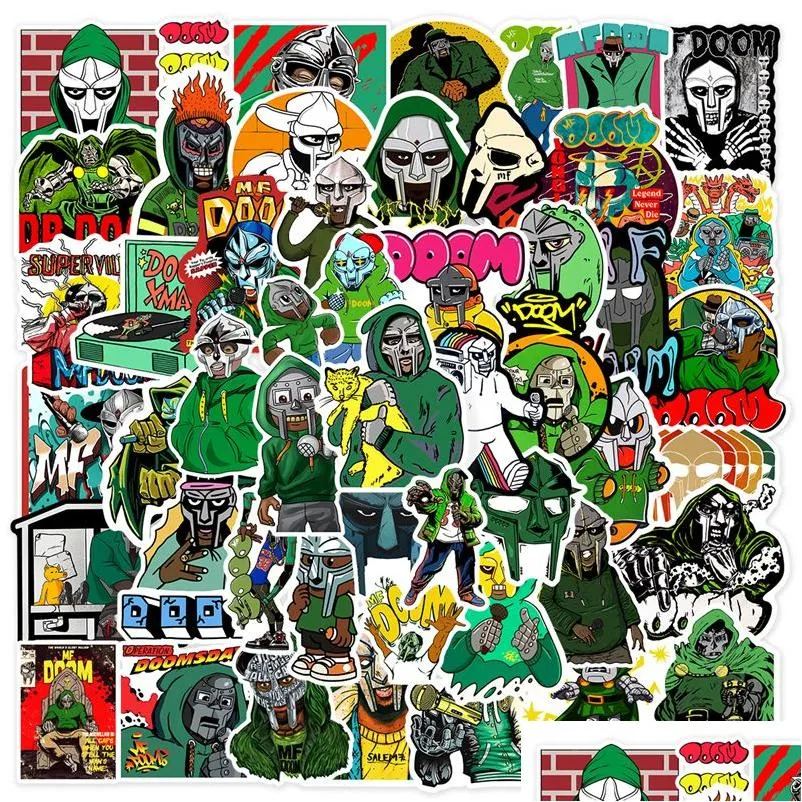 Skórki do telefonów komórkowych Naklejki 50pcs hip hop raper MF Doom Singer Iti DIY deskorolka laptop gitarowe Zabawki Zabawki dla fanów dzieci DHXE0