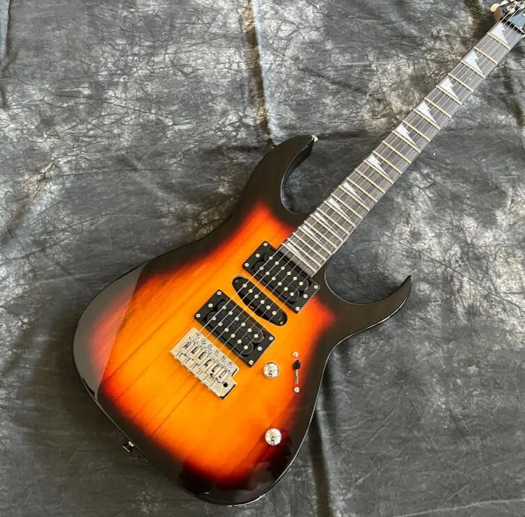 Chitarra elettrica colore Sunburst Guitarra fatta a mano. Tastiera in palissandro.