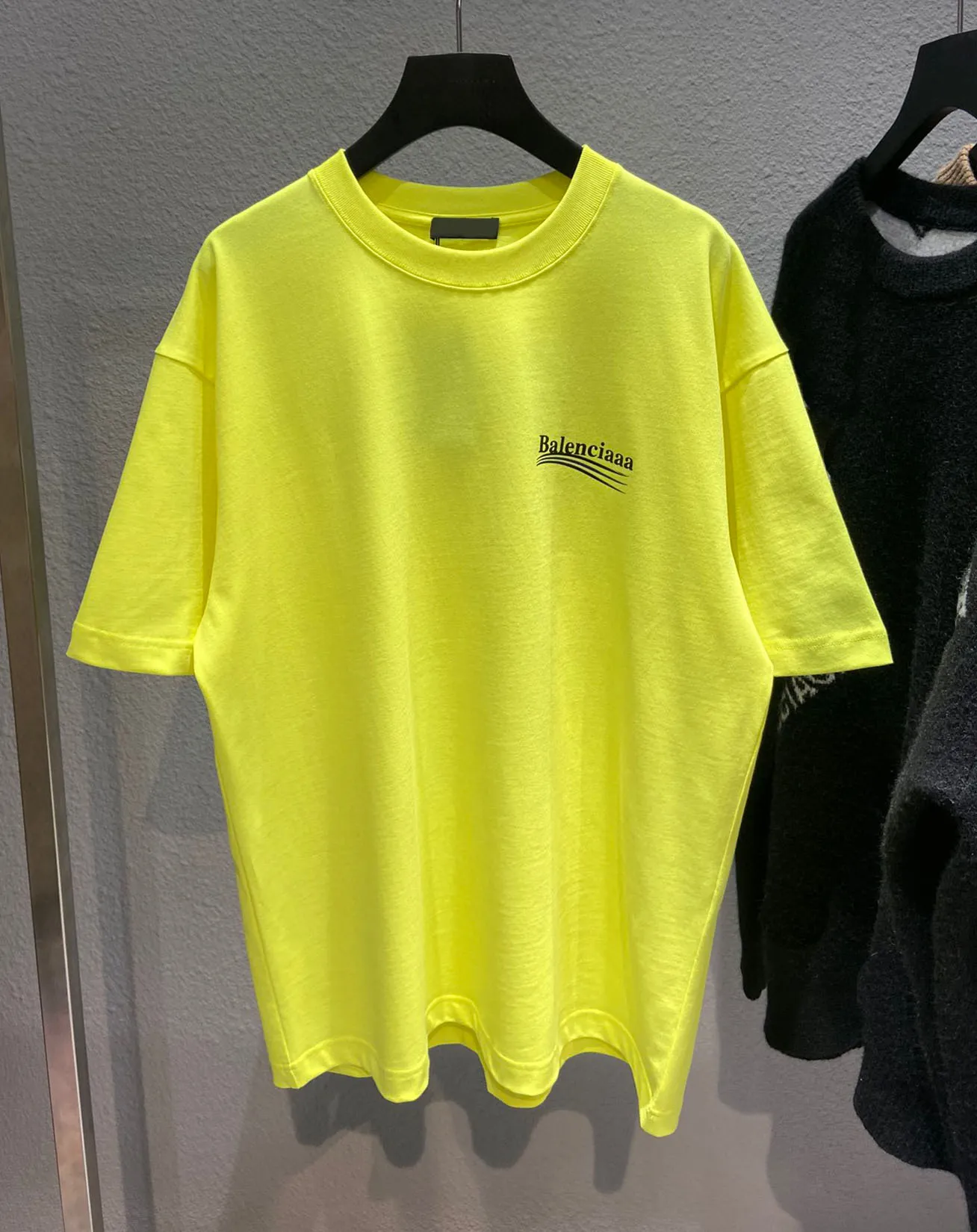 Pure Sleeves Neon Yellow
