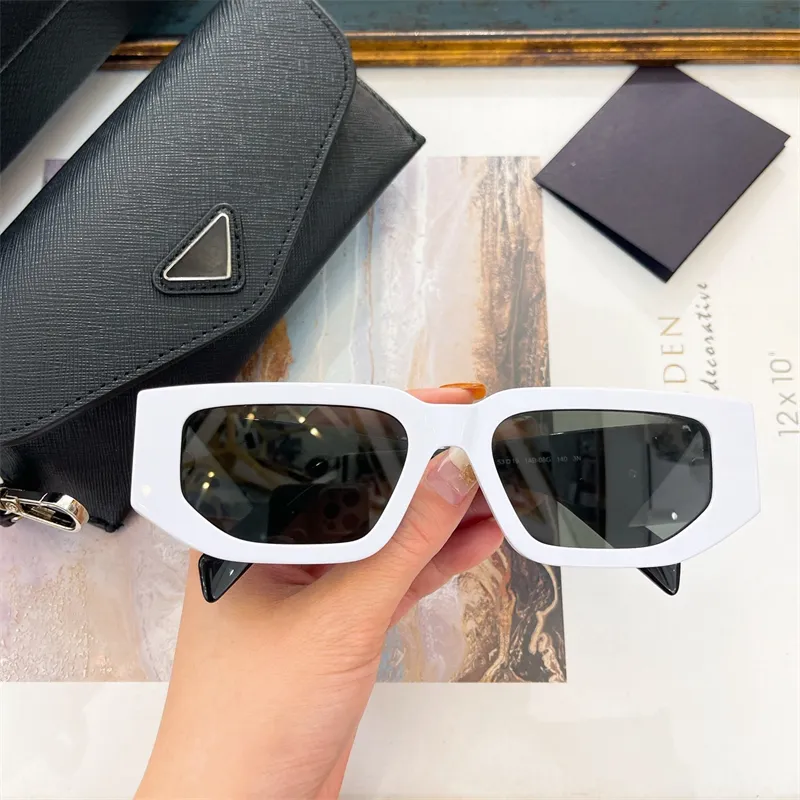 Lunettes de soleil de concepteur millionnaire