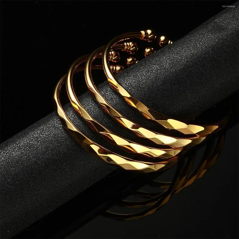 Bangle Simple Style Dubai Gold Color Glossy Rhombus Etiopiska armband för kvinnor afrikanska arabiska bröllop smycken