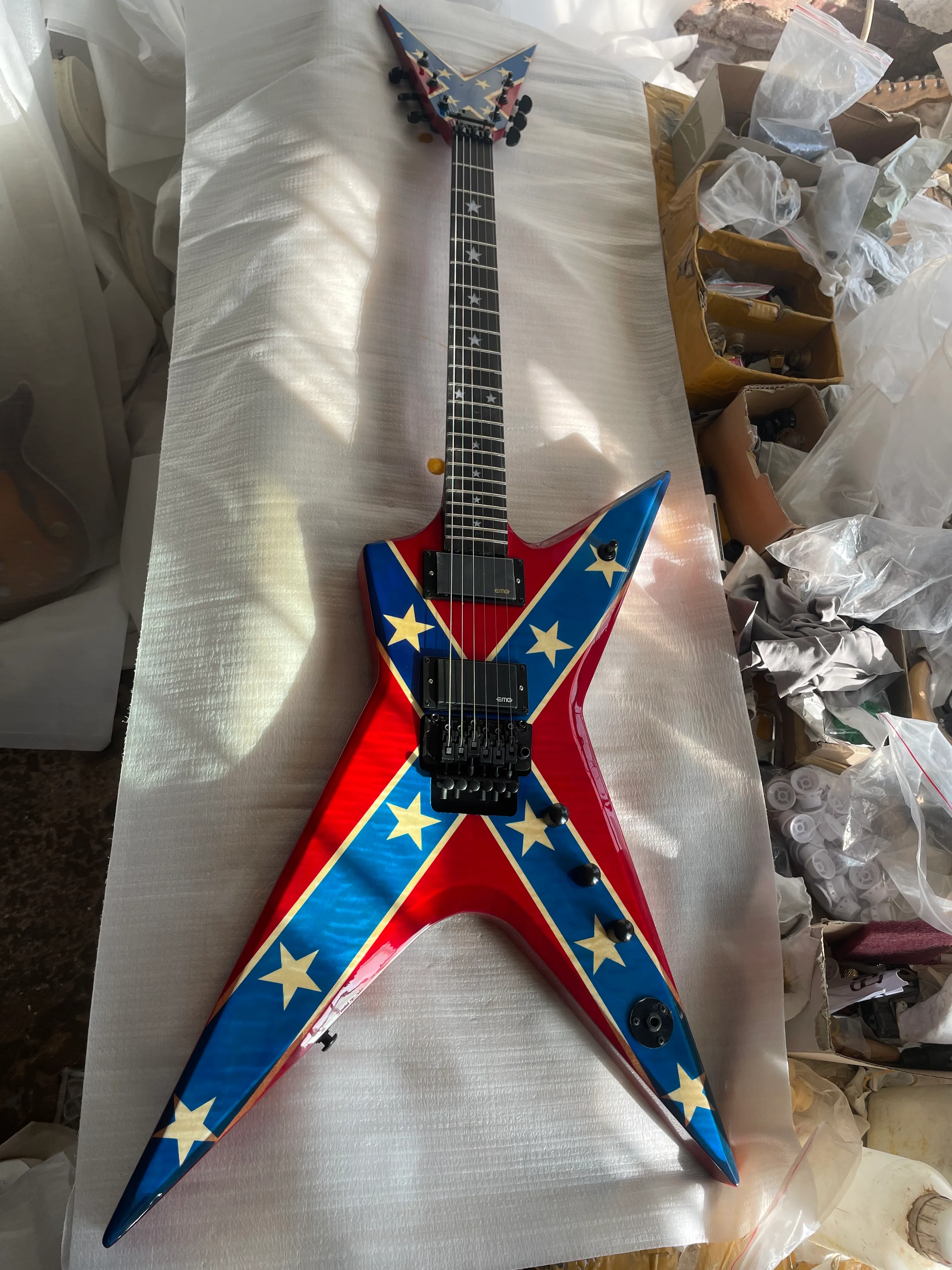 Customized 6-String Electric Guitar, Texture Veneer, Red Transparent Color