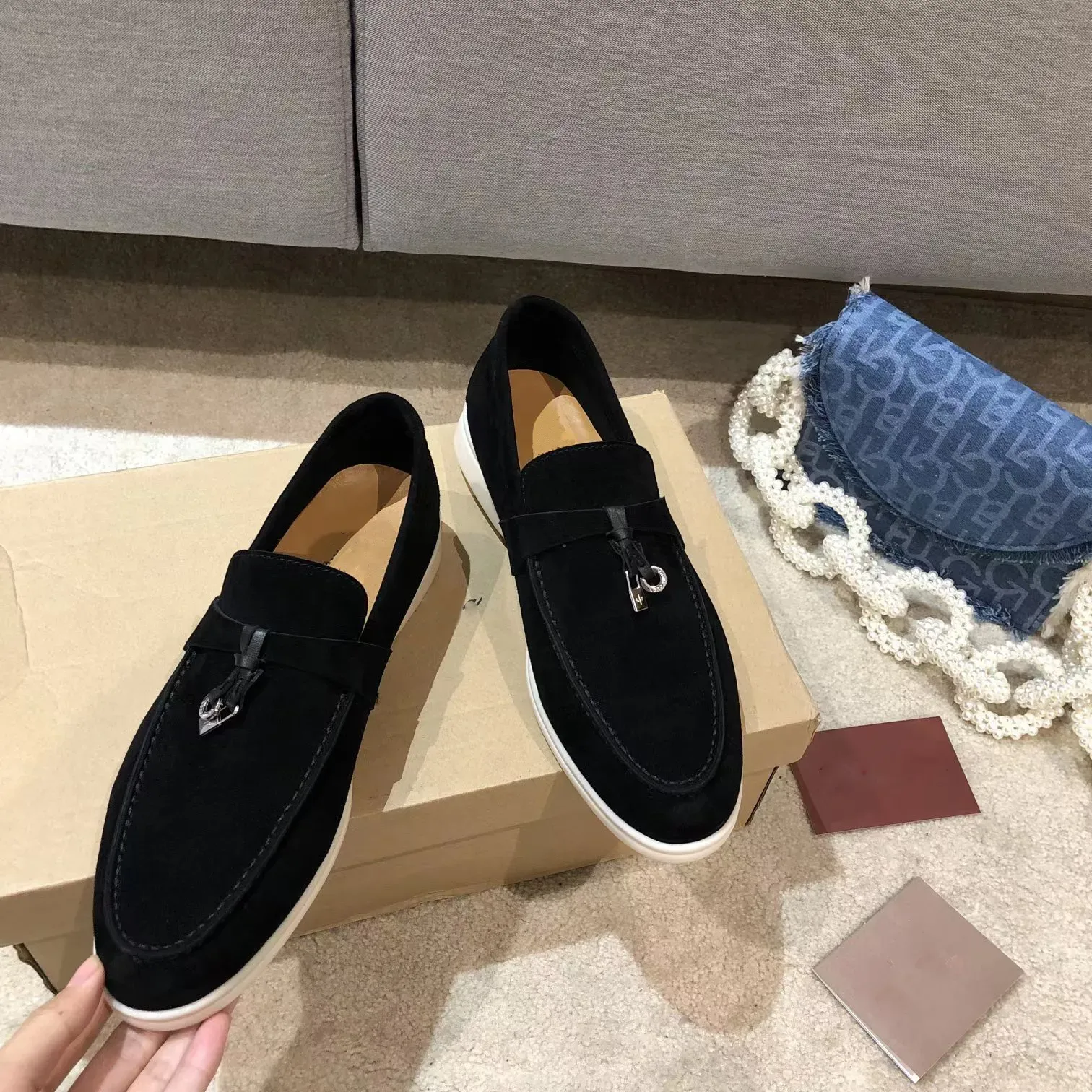 LP Piana Shoes سحر صيفي مزينة المشي من جلد الغزال المتسكعون البيج البيج جلود حقيقية قسيمة عارضة على شقق مصممين فاخرة مصممين فستان مسطح