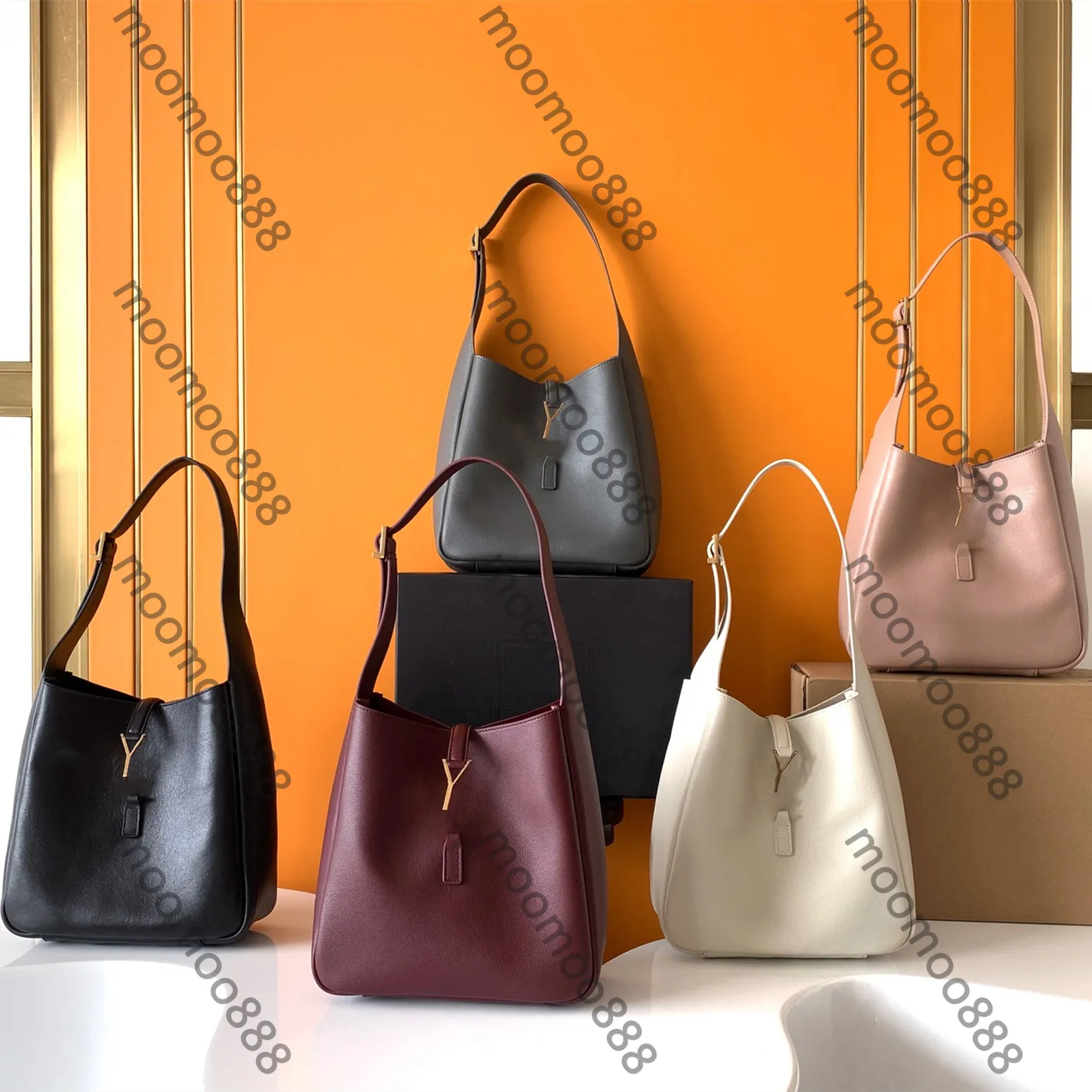 12A Mirror Quality Designers 23cm Le5a7 Hobo Bag Womens smidiga små påsar Korn Korn Läder Svart handväska Luxurys Guldtonhandväskor Klassisk handtag Bag axelbox väska