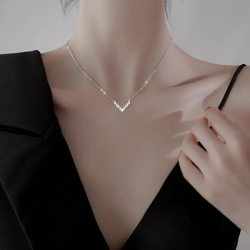 Anhänger Halsketten Korean Mode Halskette Weibliche Trend Geometrie Zirkon V-förmig Für Frauen Schlüsselbein Ketten Choker Schmuck Kpop