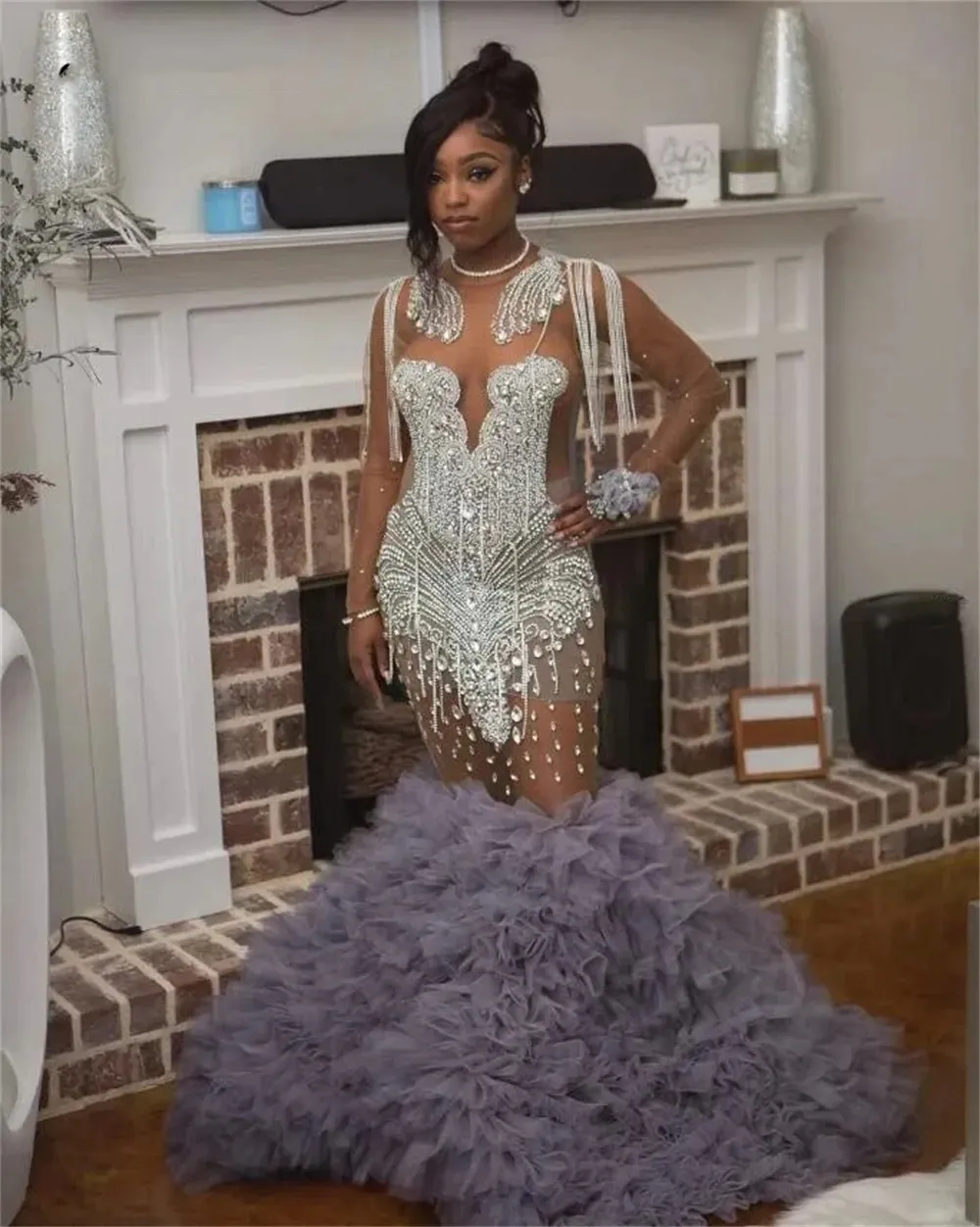 Grey Tulle Ruched Train Sier Tassl Crystal Prom Dresses 2024 For Black Girl Graduation Gown Mermiad Party Dress 322 0415