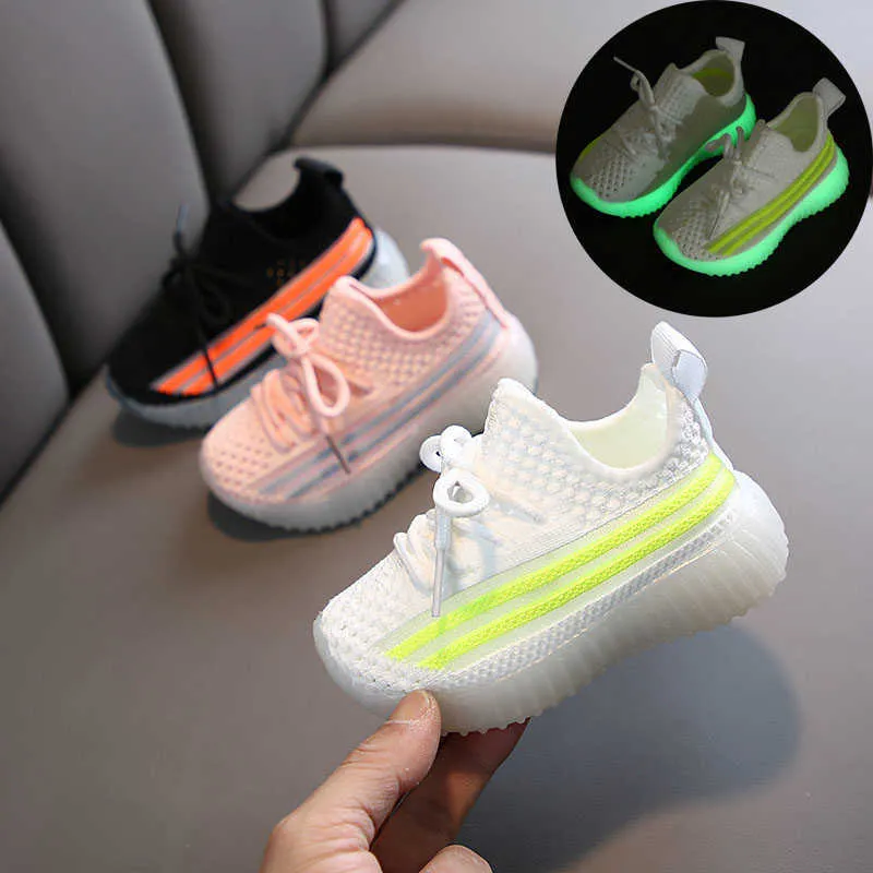Little athletics shoes 2025
