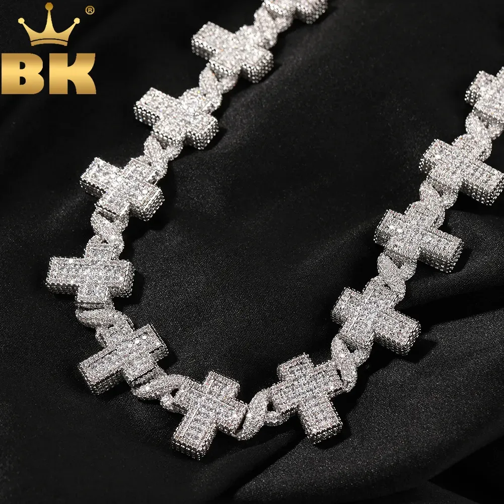 Pendanthalsband The Bling King Iced Out Cross Link Cuban Necklace Micro Paled Cubic Zirconia Charm Hiphop Rapper Jewelry 231102