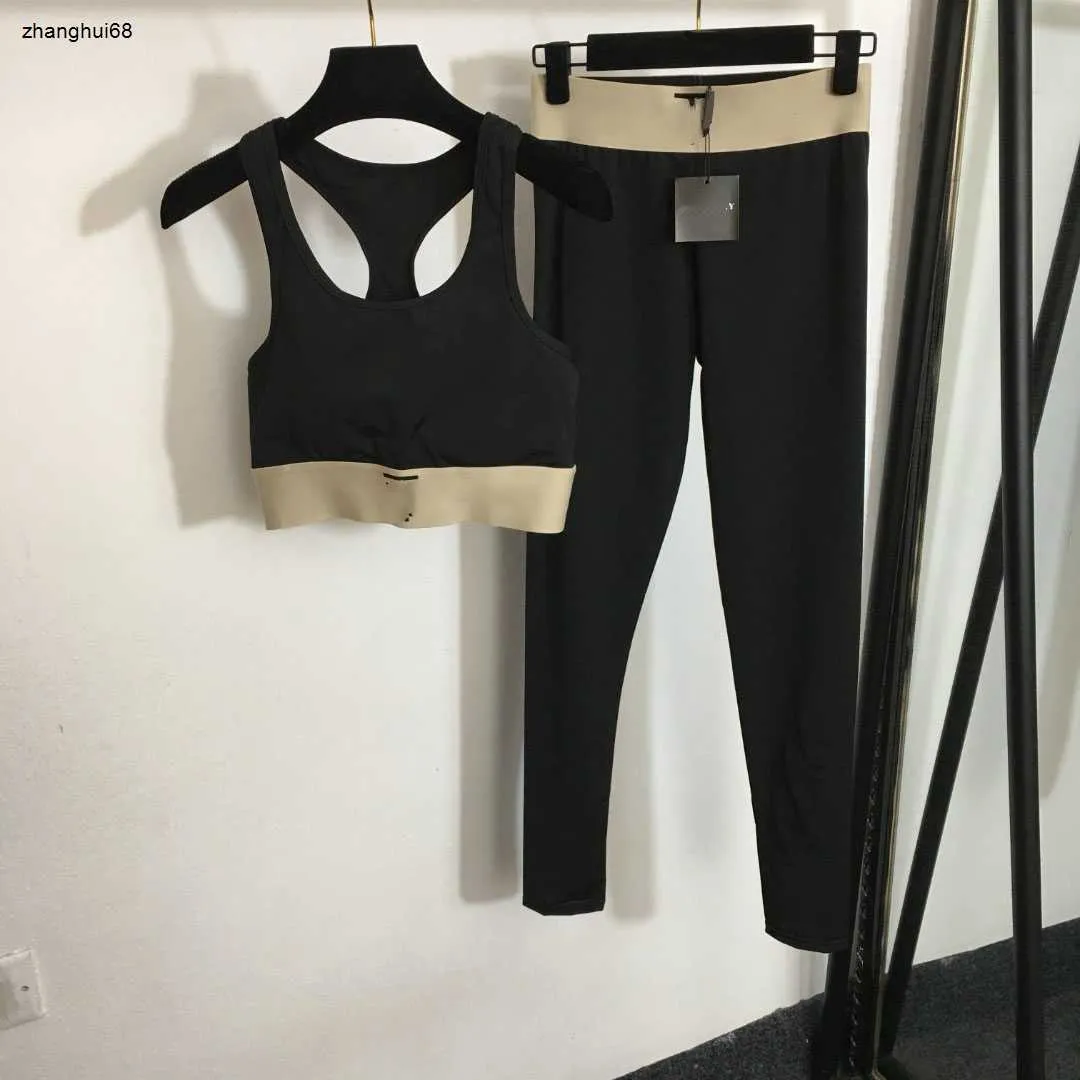 Весенний женский новый костюм для йоги, модный жилет с лентой и надписью TB, женская спортивная одежда, размер S-XL, высококачественные эластичные колготки, 25 октября