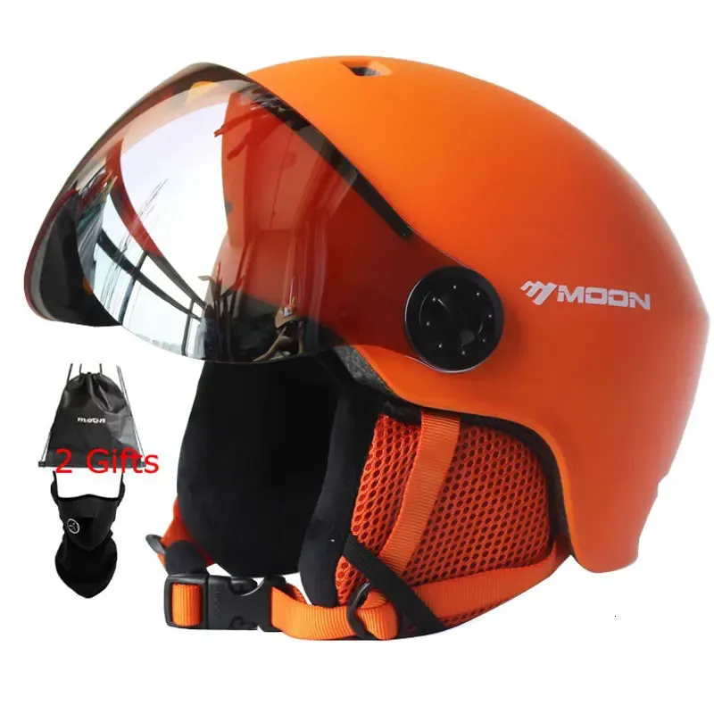 Hełmy narciarskie Księżycowe gogle narciarskie zintegralnie objęty PCEPS Helmet narciarski Helmet na snowboardu Snowboard Snowboard Helmets 231102