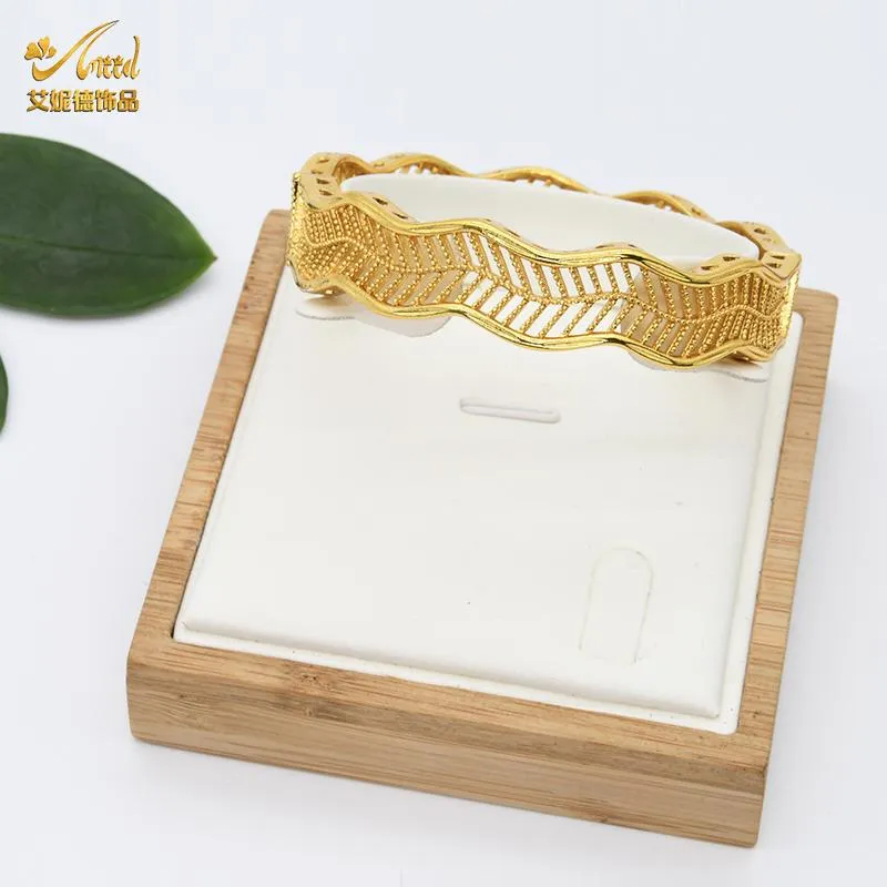 Bransoletki mankietowe dla kobiet projektant biżuterii designerka uroków bransoletki hurtowe urocze Dubaj Gold Charm