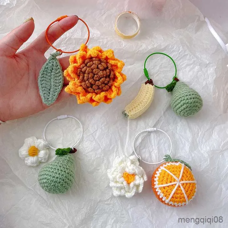 Keychains Lanyards Knitting Plush Cherry Orange Crocheting Good Things Happen Keychain Pendant Women Hand-woven Wool Cute Bag Small Accessorie R231103