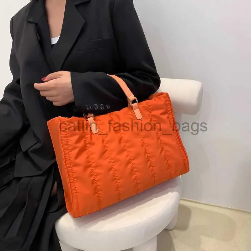 Sacs à bandoulière Sacs à main en nylon de haute qualité pour femmes Casual Grand Soul Bag Winter Designer Wallet Cross Body Bag Luxurycatlin_fashion_bags