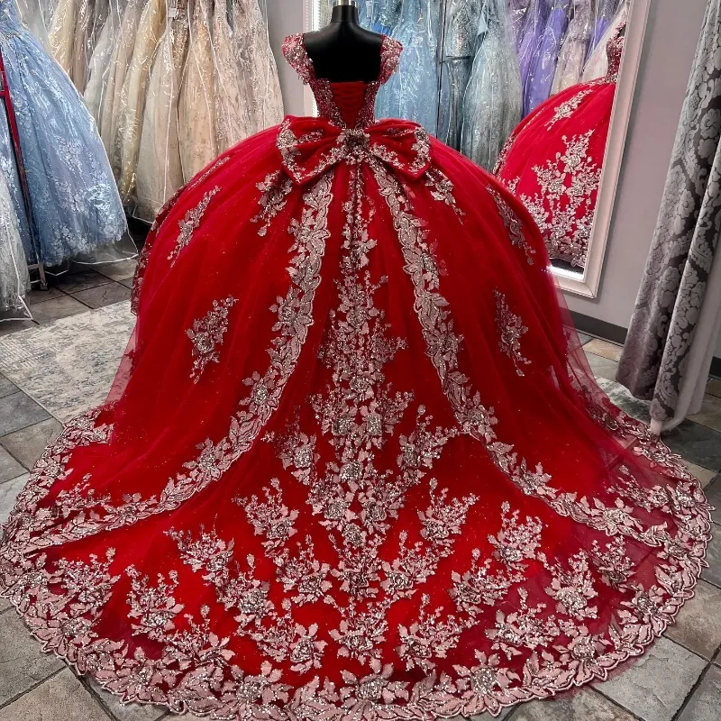 Red Shiny V-Neck Princess Ball Gown Quinceanera Dress Gold Appliques Lace Birthday Party Gown Tassel Prom Dresses Vestido De 15