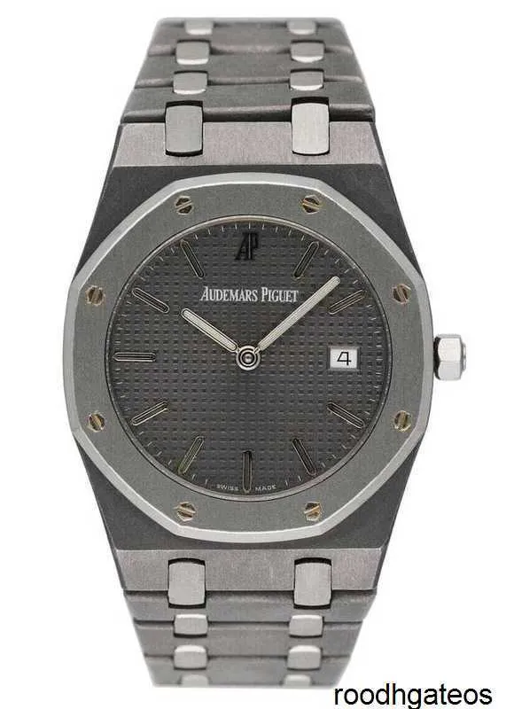 Audemar Pigue Montres mécaniques Audemar Pigue Royal Oak 56175tt Championship Tantalum Montre pour homme HBI6