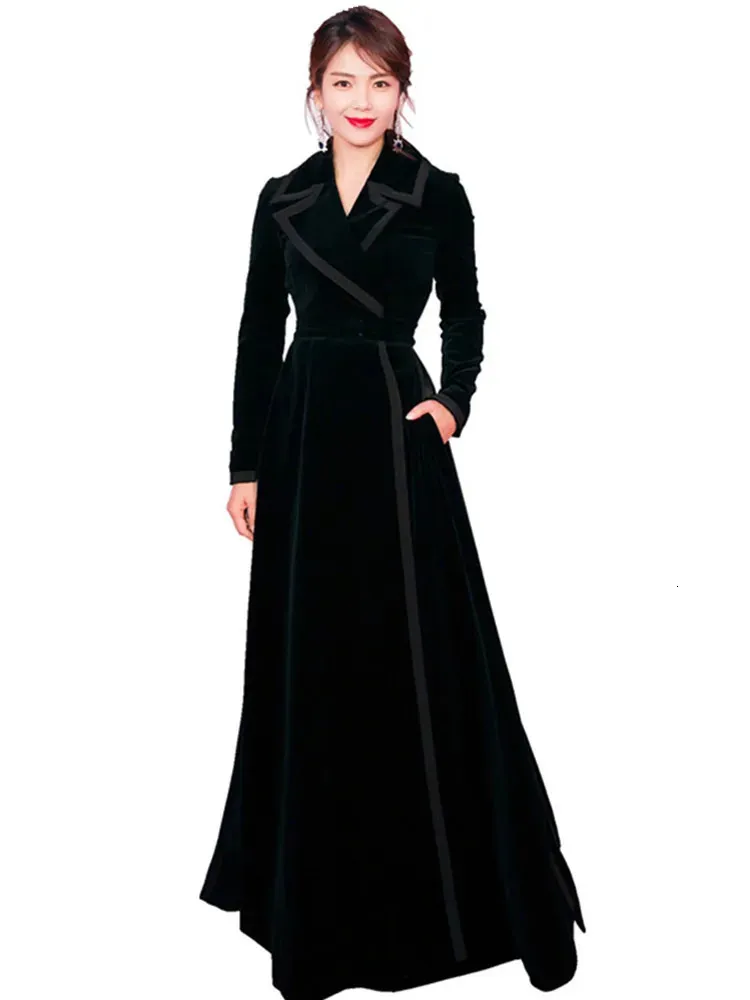 Women's Leather Faux Winter Runway Designer Women Vintage Notched Collar Wrap Black Velvet Maxi Overcoat Thick Warm Pocket Long Trench Coat Outwear 231102